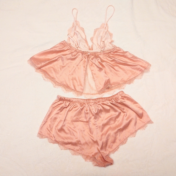 Victoria's Secret sheer lace cami & short set, rose tan - Picture 5 of 6
